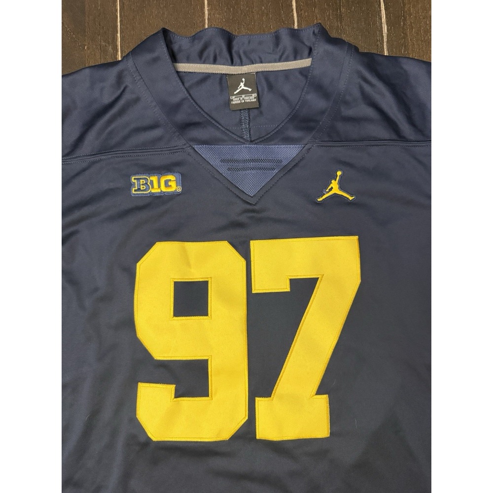 Aidan Hutchinson #97 Jordan Michigan Wolverines Jersey Men's M NWT Stitched Navy